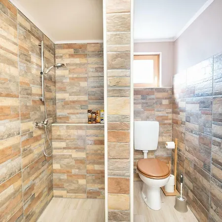 Lovely Rustic House Pr' Cut Žirovnica