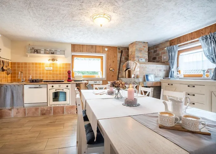 Lovely Rustic House Pr' Cut زيروفنيكا